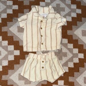 Cozy Newborn Striped Set in Cream and Brown